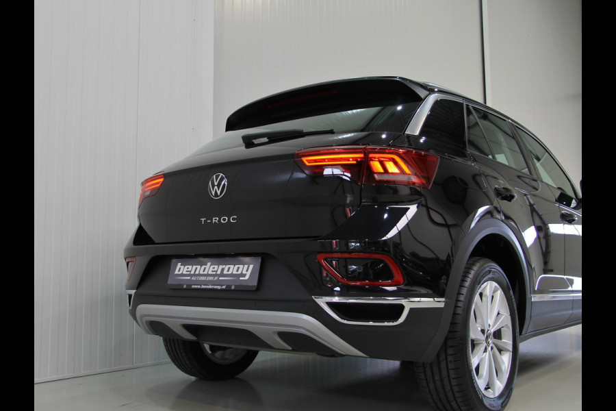 Volkswagen T-Roc 1.5 TSI 150pk DSG Style | Acc | Lane | Camera