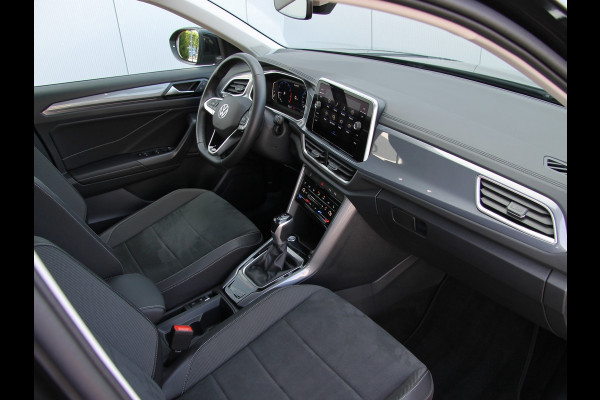 Volkswagen T-Roc 1.5 TSI 150pk DSG Style | Acc | Lane | Camera