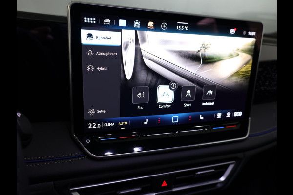 Volkswagen Tiguan R-Line-Edition 1.5 eHybrid 150 kW / 204 pk SUV 6 v