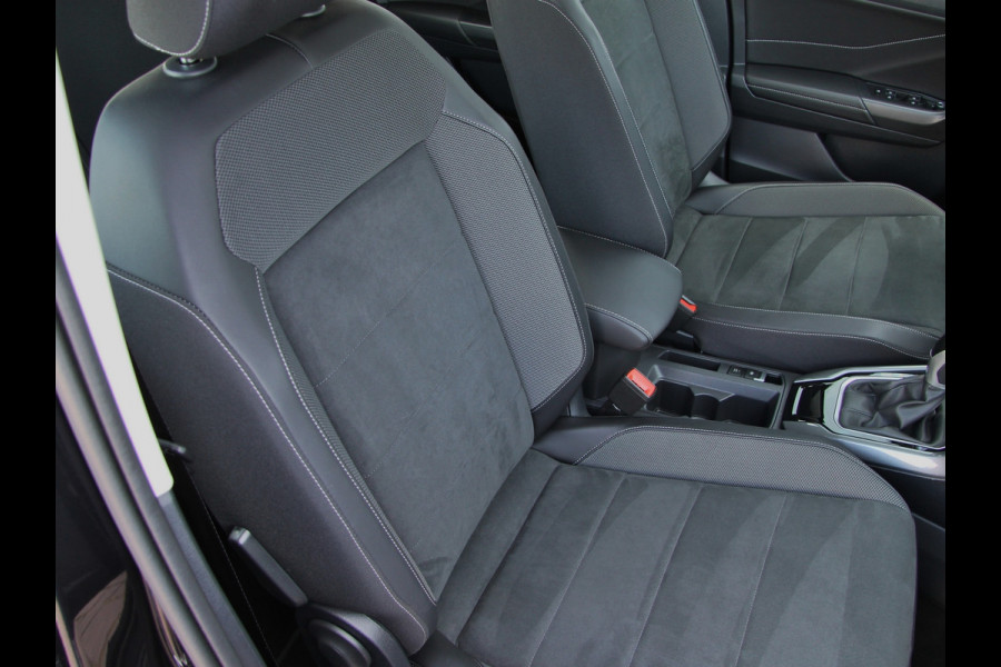 Volkswagen T-Roc 1.5 TSI 150pk DSG Style | Acc | Lane | Camera