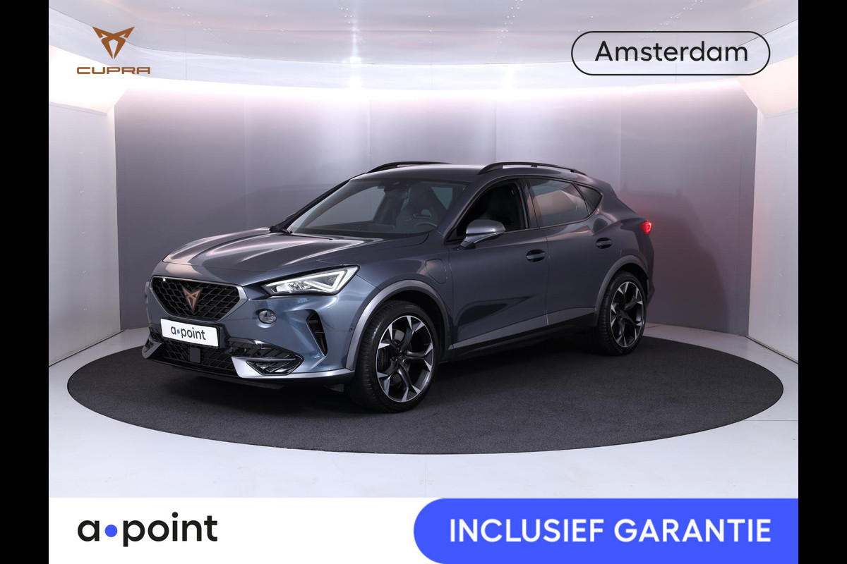 CUPRA Formentor 1.4 e-Hybrid VZ Performance 245 pk Automaat (DSG) | Navigatie | Parkeersensoren (Park assist) | Achteruitrijcamera | Stoelverwarming | Lichtmetalen velgen 19" | CUPRA Formentor 1.4 e-Hybrid VZ Performance 245 pk Automaat (DSG) | Navigatie | Parkeersensoren (Park assist) | Achteruitrijcamera | Stoelverwarming | Lichtmetalen velgen 19" |