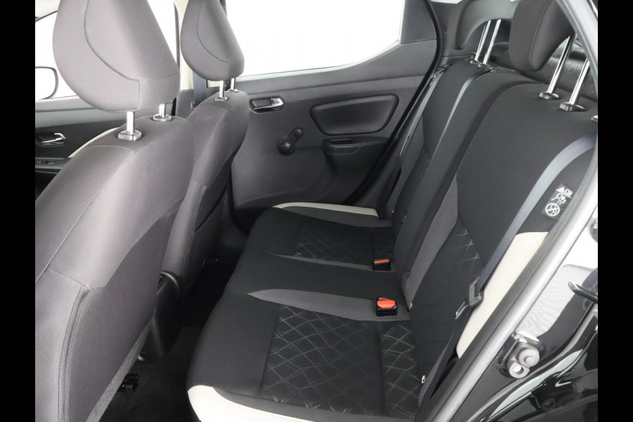 Nissan Micra 1.0L ACENTA BLACKLINE .CARPLAY NAVI. CAMERA . GARANTIE TOT 9-2028**