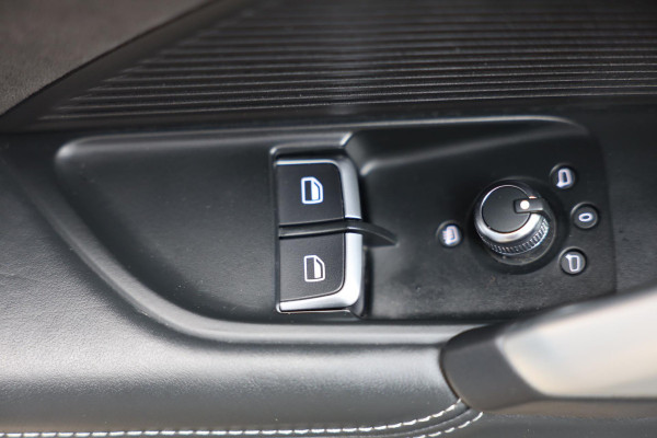 Audi TT 2.0 TFSI Quattro S Line / 230 PK / AUT / Navi / Airco / Virtual Cockpit / Camera / Lane Assist / Cruise Control / 20 Inch