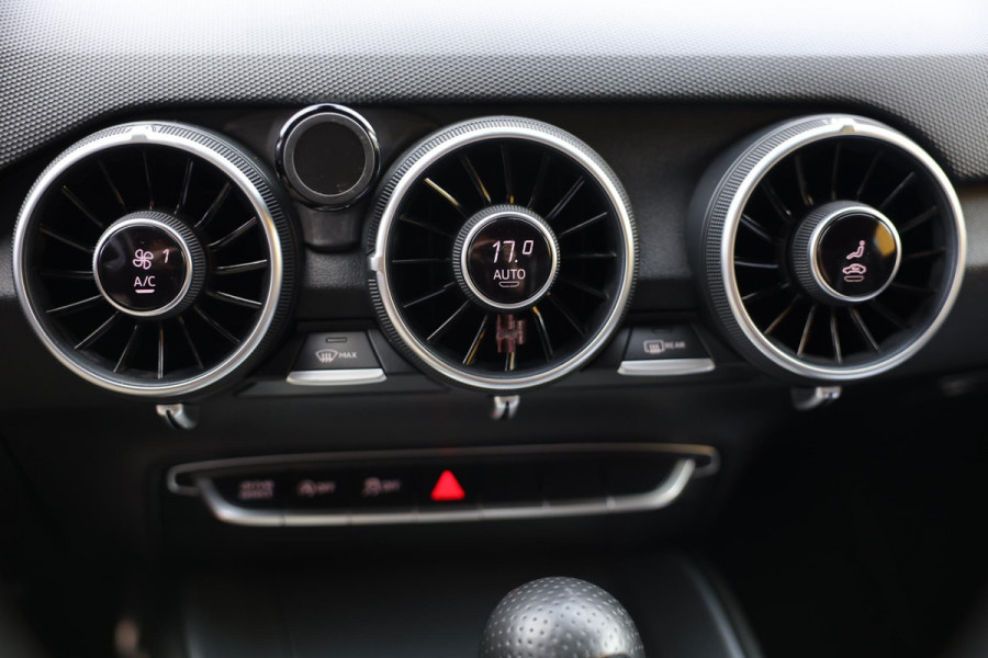 Audi TT 2.0 TFSI Quattro S Line / 230 PK / AUT / Navi / Airco / Virtual Cockpit / Camera / Lane Assist / Cruise Control / 20 Inch