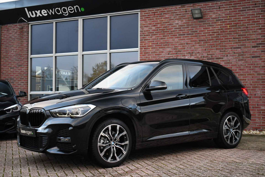 BMW X1 xDrive25e M-Sport Trekhaak 19inch DAB El-Klep