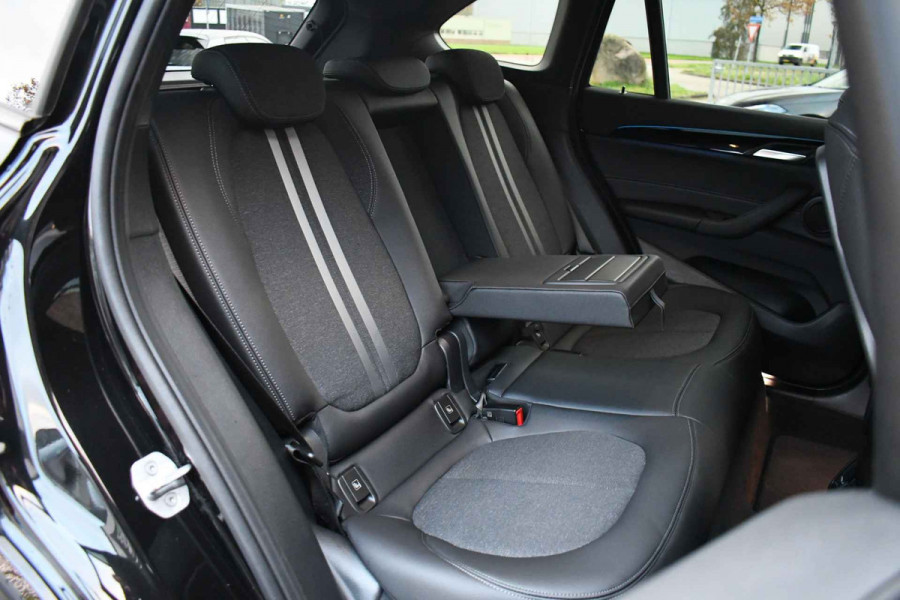 BMW X1 xDrive25e M-Sport Trekhaak 19inch DAB El-Klep