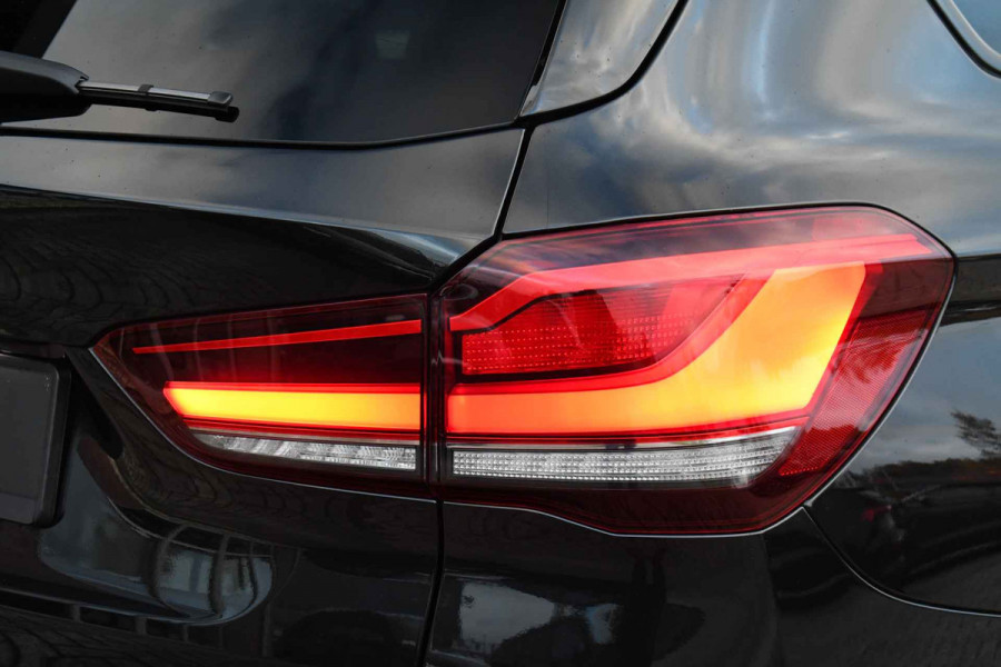 BMW X1 xDrive25e M-Sport Trekhaak 19inch DAB El-Klep