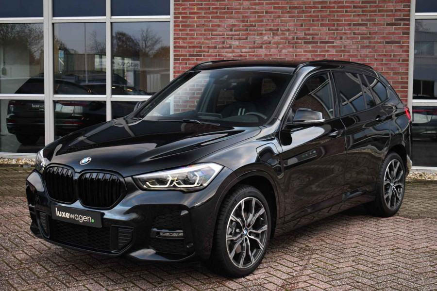 BMW X1 xDrive25e M-Sport Trekhaak 19inch DAB El-Klep
