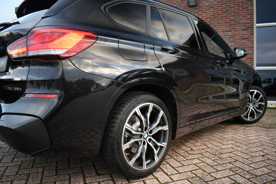 BMW X1 xDrive25e M-Sport Trekhaak 19inch DAB El-Klep