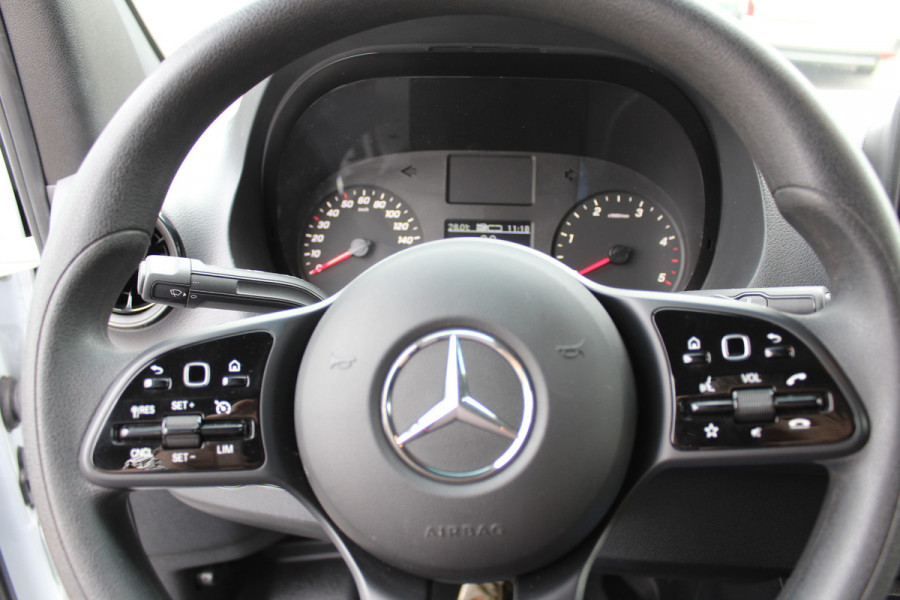 Mercedes-Benz Sprinter 317 CDI L3H2 RWD 3500kg Trekhaak, MBUX navigatie en camera, Brake assyst, Etc.