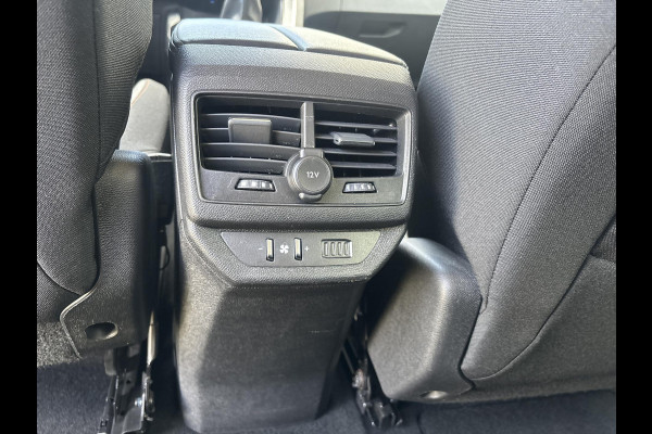 Peugeot 5008 1.2 PureTech Blue Lease Active | 7-zitter | trekhaak