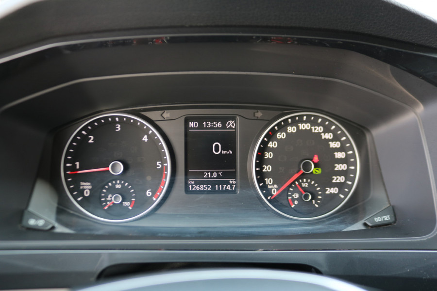 Volkswagen Transporter 2.0 TDI L2 H1 150pk DC 4-Motion Automaat Airco Led Trekhaak Camera