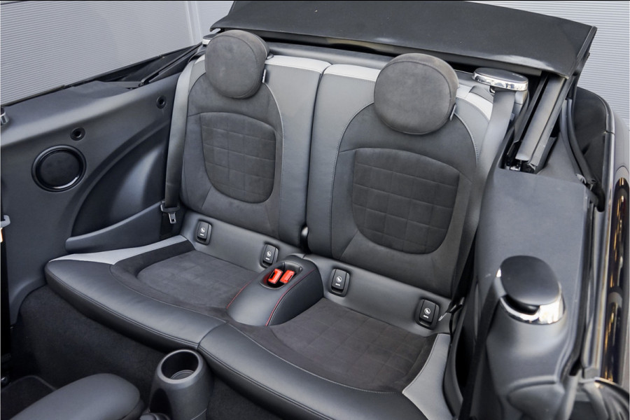 MINI Cabrio 2.0 Cooper S John Cooper Works CarPlay ACC Adaptief Onderstel