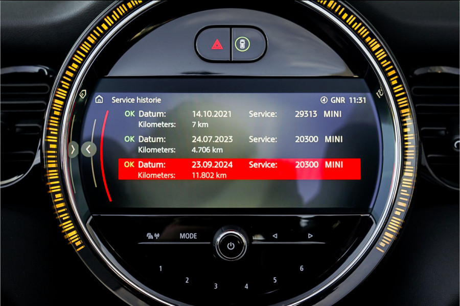 MINI Cabrio 2.0 Cooper S John Cooper Works CarPlay ACC Adaptief Onderstel