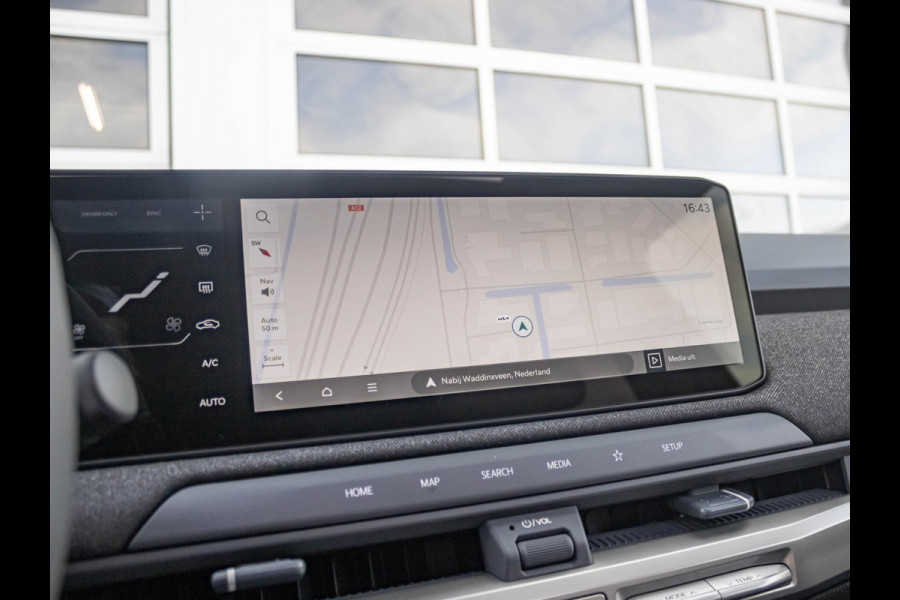 Kia EV3 GT-PlusLine 81.4 kWh l Stoel verwarming en verkoeling l Premium sounds system l Beschikbaar in overleg
