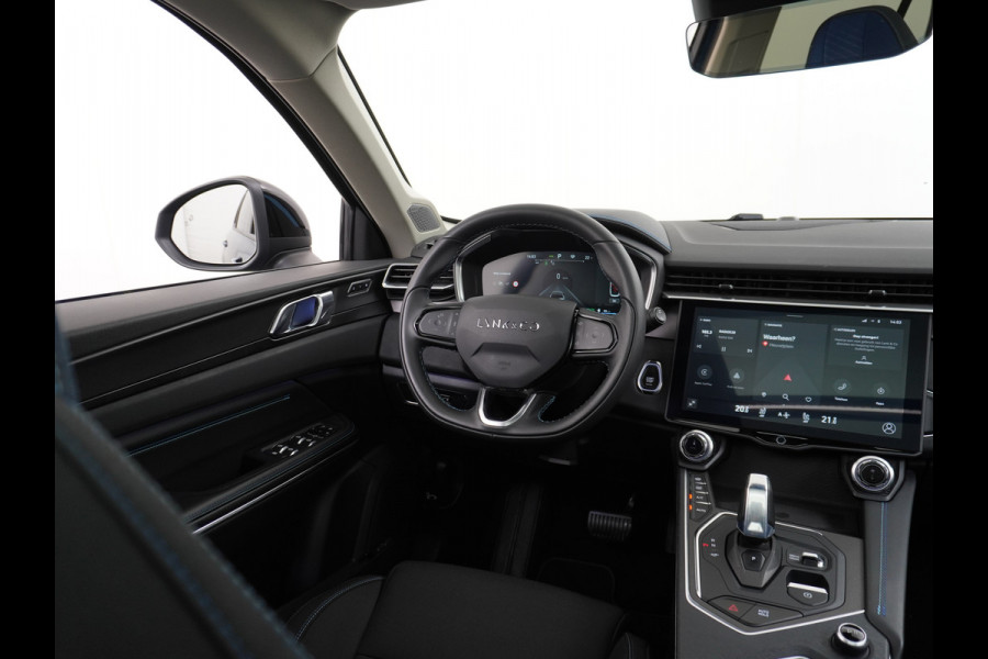 Lynk & Co 01 1.5 PHEV AUT-7 261pk Pano-Schuif-K-dak 20" 360°Camera Apple Carplay Android Auto Adaptive-Cr NaviPdc-a+v Ecc Keyless Led M-Bux P Elek.Memory.Stoel File assistent Dodehoek detector Elektrisch bedienbare achterklep Rijstrooksensor Wifi Verkeersbord detectie 425Nm koppel 3,6kw laadvermogen €44.882 Nieuwprijs 1e Eigenaar Origineel NLse auto!