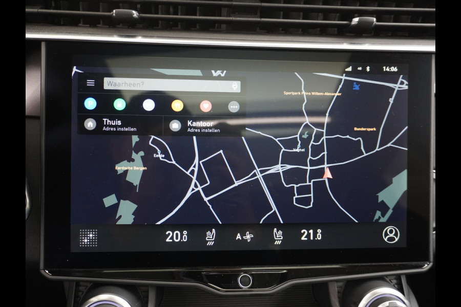 Lynk & Co 01 1.5 PHEV AUT-7 261pk Pano-Schuif-K-dak 20" 360°Camera Apple Carplay Android Auto Adaptive-Cr NaviPdc-a+v Ecc Keyless Led M-Bux P Elek.Memory.Stoel File assistent Dodehoek detector Elektrisch bedienbare achterklep Rijstrooksensor Wifi Verkeersbord detectie 425Nm koppel 3,6kw laadvermogen €44.882 Nieuwprijs 1e Eigenaar Origineel NLse auto!
