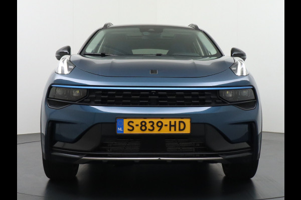 Lynk & Co 01 1.5 PHEV AUT-7 261pk Pano-Schuif-K-dak 20" 360°Camera Apple Carplay Android Auto Adaptive-Cr NaviPdc-a+v Ecc Keyless Led M-Bux P Elek.Memory.Stoel File assistent Dodehoek detector Elektrisch bedienbare achterklep Rijstrooksensor Wifi Verkeersbord detectie 425Nm koppel 3,6kw laadvermogen €44.882 Nieuwprijs 1e Eigenaar Origineel NLse auto!