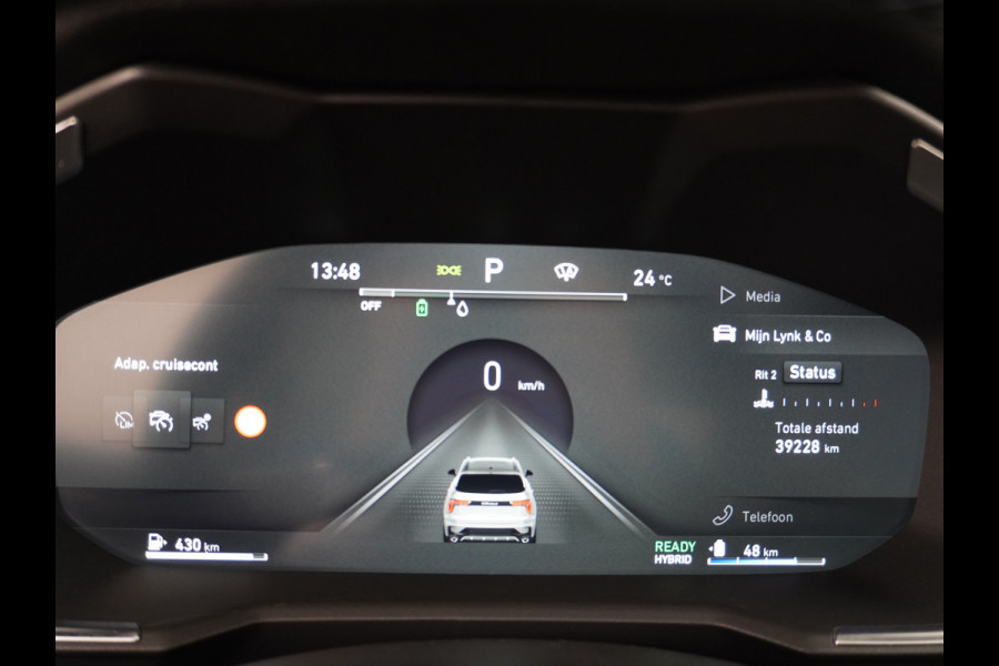 Lynk & Co 01 1.5 PHEV AUT-7 261pk Pano-Schuif-K-dak 20" 360°Camera Apple Carplay Android Auto Adaptive-Cr NaviPdc-a+v Ecc Keyless Led M-Bux P Elek.Memory.Stoel File assistent Dodehoek detector Elektrisch bedienbare achterklep Rijstrooksensor Wifi Verkeersbord detectie 425Nm koppel 3,6kw laadvermogen €44.882 Nieuwprijs 1e Eigenaar Origineel NLse auto!
