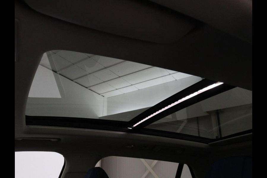 Lynk & Co 01 1.5 Plug In | Panoramadak | Infinity by Harman | 360 camera | Adaptive cruise | Stoelverwarming | Carplay | Memory | Full LED