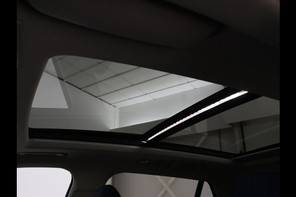 Lynk & Co 01 1.5 Plug In | Panoramadak | Infinity by Harman | 360 camera | Adaptive cruise | Stoelverwarming | Carplay | Memory | Full LED