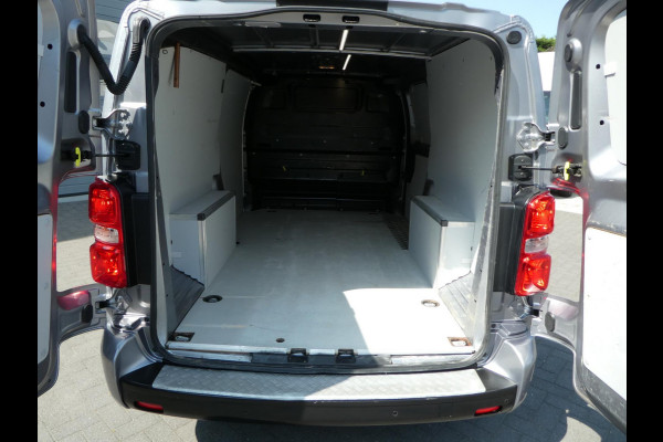 Citroën Jumpy 2.0 BlueHDI 150 pk L3 airco ,apple carplay ,navigatie . 3 zits