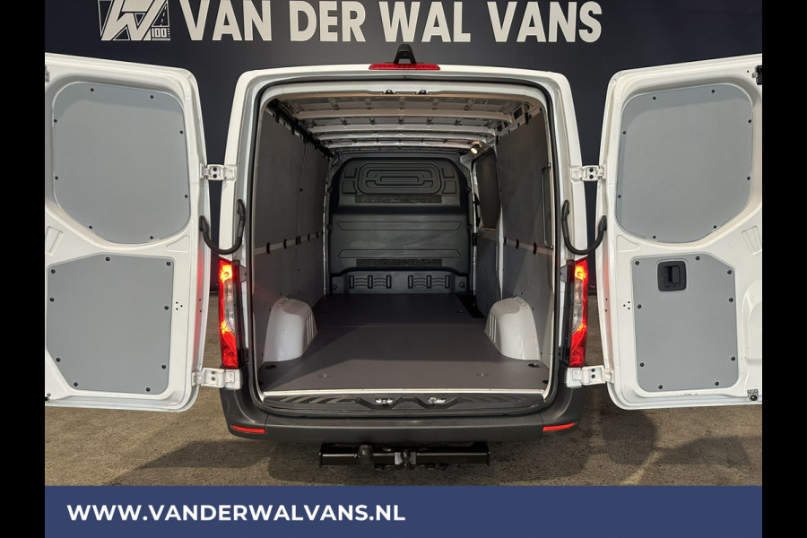 Mercedes-Benz Sprinter 314 CDI 143pk L2H1 Euro6 Airco | Camera | Apple Carplay | Android Auto Mbux, 2000kg Trekhaak, Bijrijdersbank