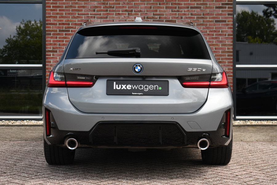 BMW 3 Serie Touring 330e xDrive M-Sport Pano ACC 360 H/K El-zetels HUD 19inch