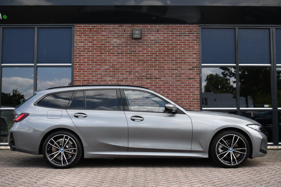 BMW 3 Serie Touring 330e xDrive M-Sport Pano ACC 360 H/K El-zetels HUD 19inch