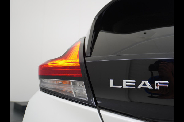 Nissan Leaf Tekna 40 kWh BOSE AUDI | STOELVERWARMING VOOR + ACHTER | RIJKLAAR INCL. 12 MND. BOVAGGARANTIE