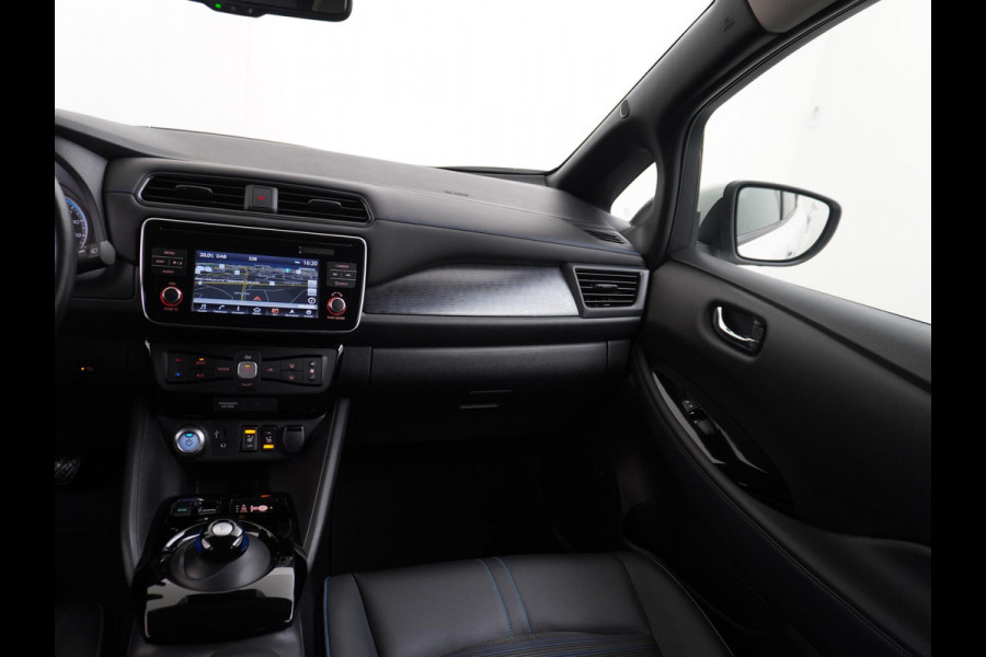 Nissan Leaf Tekna 40 kWh BOSE AUDI | STOELVERWARMING VOOR + ACHTER | RIJKLAAR INCL. 12 MND. BOVAGGARANTIE