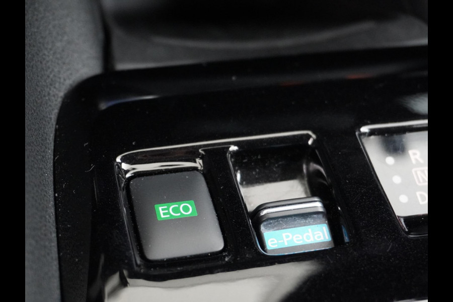 Nissan Leaf Tekna 40 kWh BOSE AUDI | STOELVERWARMING VOOR + ACHTER | RIJKLAAR INCL. 12 MND. BOVAGGARANTIE