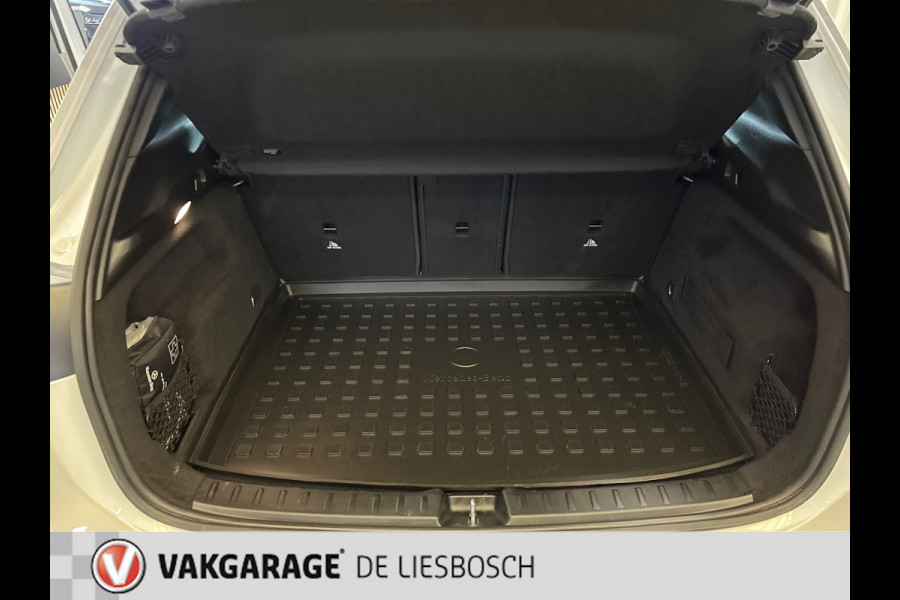 Mercedes-Benz GLA 250 e AMG Line / camera / Navigatie / sfeer verlichting / led verlichting
