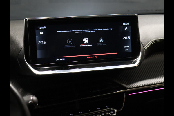 Peugeot 2008 1.2 PureTech GT [APPLE CARPLAY, DIGITAL DASH, SFEERVERLICHTING, TREKHAAK AFNEEMBAAR, CAMERA, CLIMATE CONTROL, HALF LEDER, DODEHOEK DETECTOR, NAVIGATIE, NIEUWSTAAT]