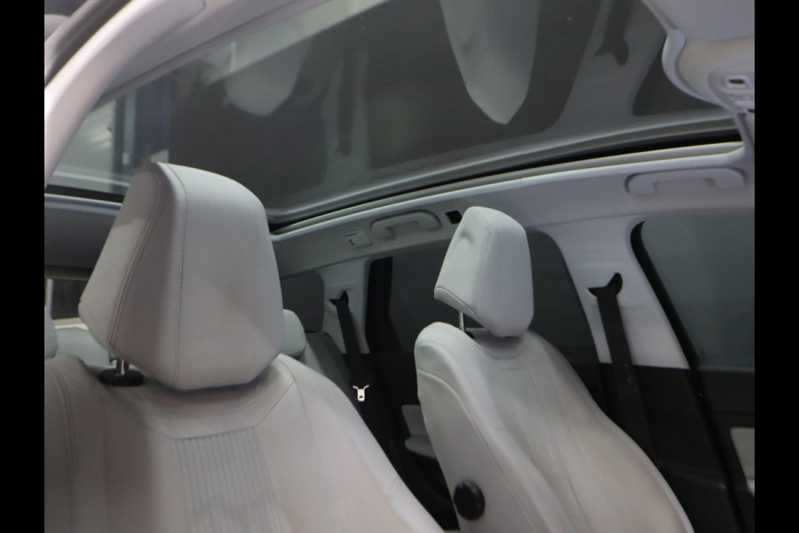 Peugeot 308 SW 1.2 PureTech Blue Lease Premium [CARPLAY, CRUISE CONTROL, DENON AUDIO INSTALLATIE, TREKHAAK, CAMERA, PDC V+A, NAVIGATIE, NIEUWSTAAT]