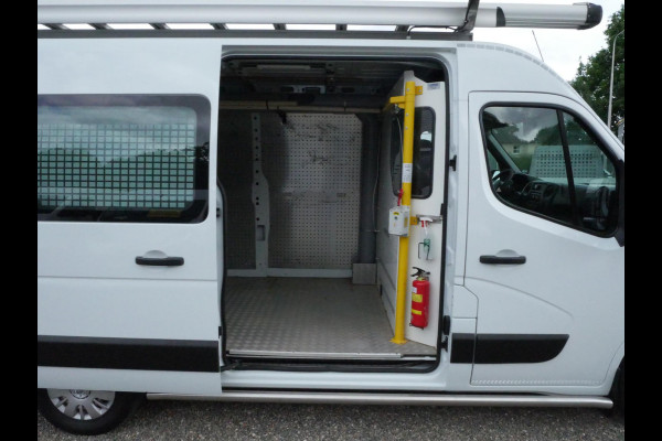 Renault Master 2.3 dCi 130PK, L2H2, Airco Imperial, Camera, Navi