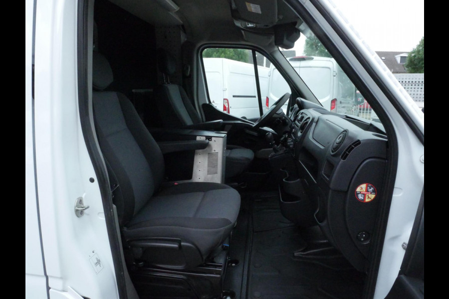 Renault Master 2.3 dCi 130PK, L2H2, Airco Imperial, Camera, Navi