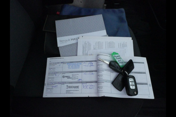 Renault Master 2.3 dCi 130PK, L2H2, Airco Imperial, Camera, Navi