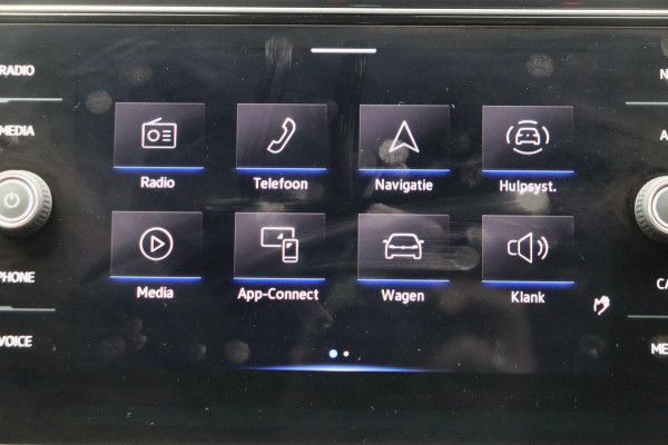 Volkswagen T-Roc 1.5 TSI Sport Business * R-Line * Carplay Adaptive-cruise Camera Navigatie
