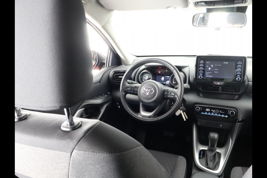 Toyota Yaris 1.5 HYBRID DYNAMIC-PACK BI TONE GARANTIE TOT 2033 CARPLAY NAVI.CLIMA.CRUISE.CAMERA.LMV