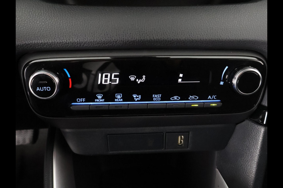 Toyota Yaris 1.5 HYBRID DYNAMIC-PACK BI TONE GARANTIE TOT 2033 CARPLAY NAVI.CLIMA.CRUISE.CAMERA.LMV