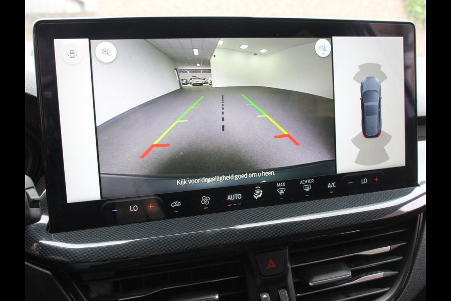 Ford FOCUS Wagon 1.0 125pk Hybrid Automaat ST Navigatie Climate control cruise control Carplay LM velgen Parkeersensoren Led Matrix koplampen