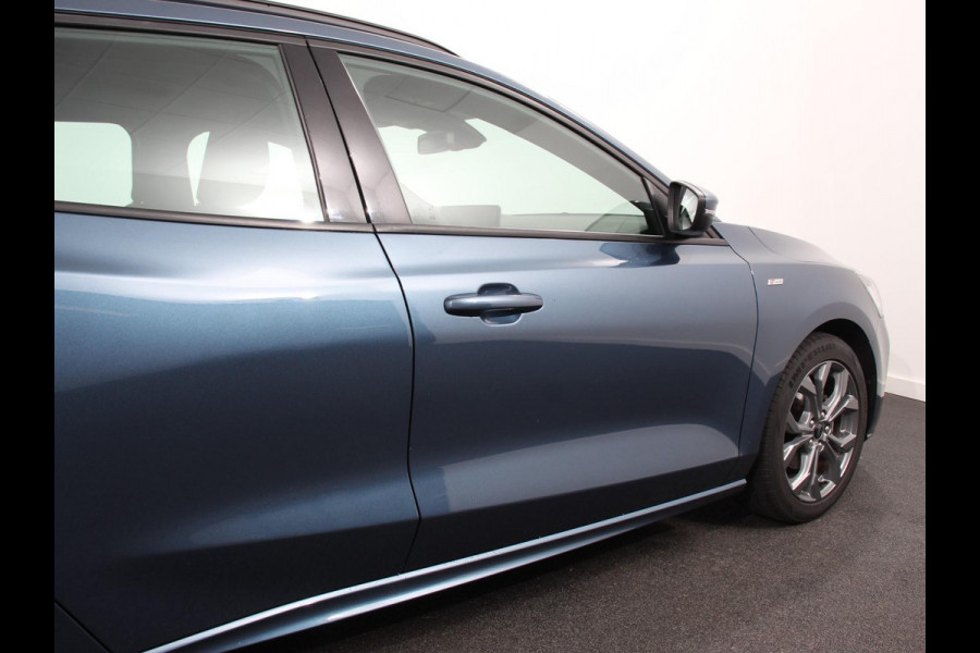 Ford FOCUS Wagon 1.0 125pk Hybrid Automaat ST Navigatie Climate control cruise control Carplay LM velgen Parkeersensoren Led Matrix koplampen
