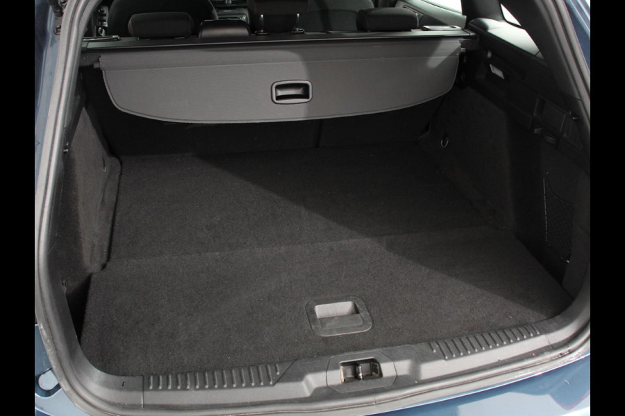 Ford FOCUS Wagon 1.0 125pk Hybrid Automaat ST Navigatie Climate control cruise control Carplay LM velgen Parkeersensoren Led Matrix koplampen