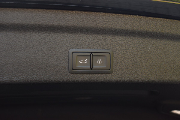 Audi Q3 Sportback 45 TFSIe S-line | Camera | Keyless | ACC | 20"