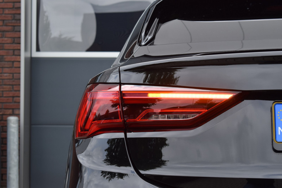 Audi Q3 Sportback 45 TFSIe S-line | Camera | Keyless | ACC | 20"