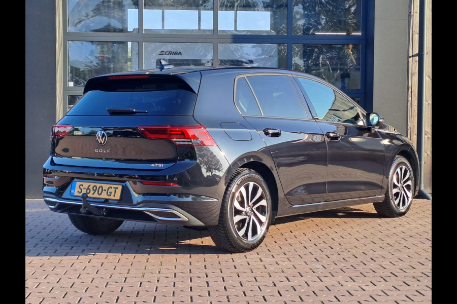 Volkswagen Golf 1.5 eTSI R-Line Business+ | LED | Trekhaak | All-seasons | ACC | Keyless | Stoelverwarming |