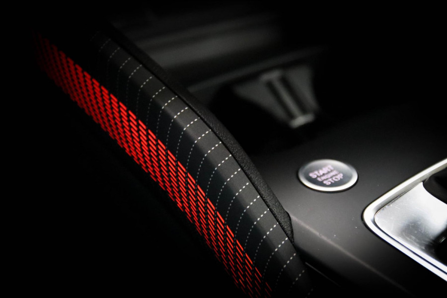 Audi Q2 1.5 35TFSI S Edition One S-line 150pk S-Tronic|1e|DLR|Panoramadak|Virtual Cockpit|LED Matrix|3D Knippers|B&O|Camera|19inch