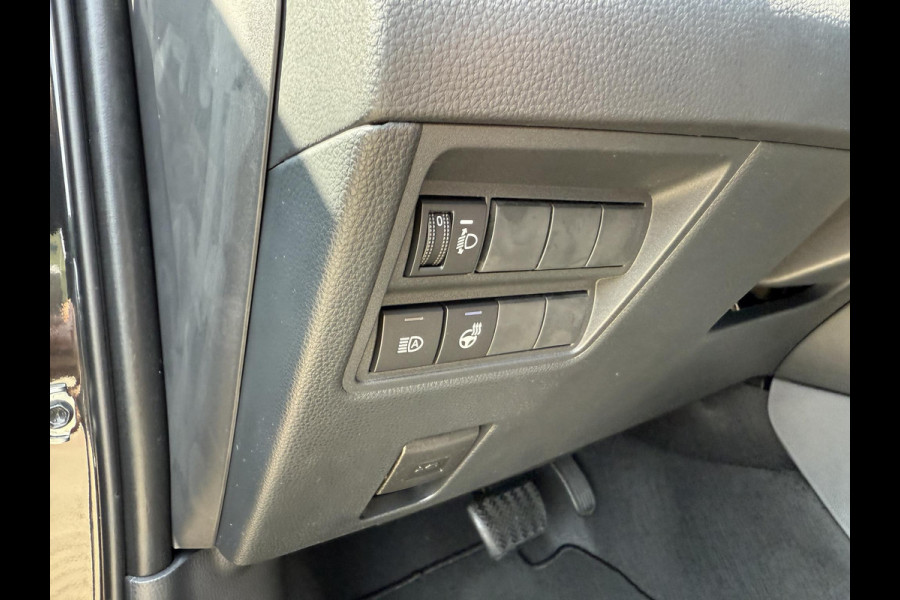 Toyota Yaris 1.5 Hybrid Dynamic Luxury | Stoelverwarming | Camera | Lichtmetalen velgen |