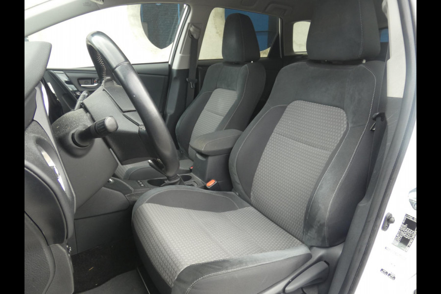 Toyota Auris Touring Sports 1.8 Hybrid Dynamic Go | NAVIGATIE | ACHTERUITRIJCAMERA |